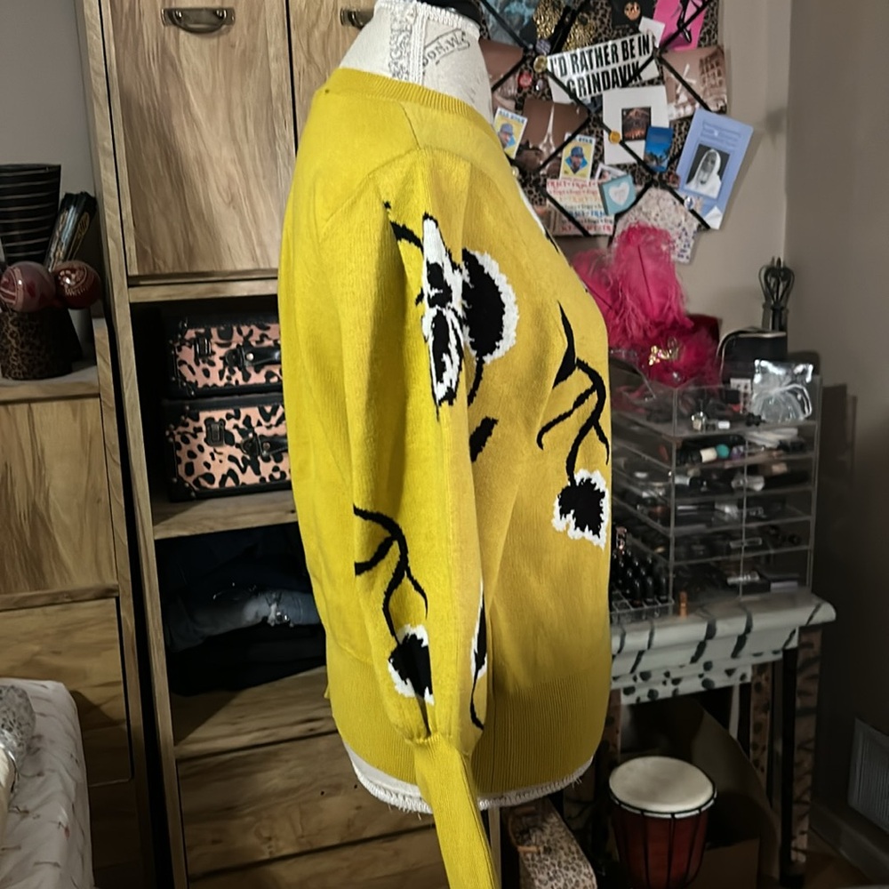 Andrew Marc New York Floral Sweater - Medium - Picture 2 of 5